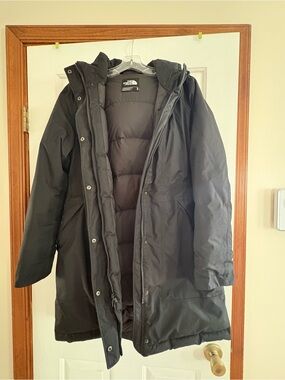 The North Face Women’s Black Long Insulated Puffer Coat